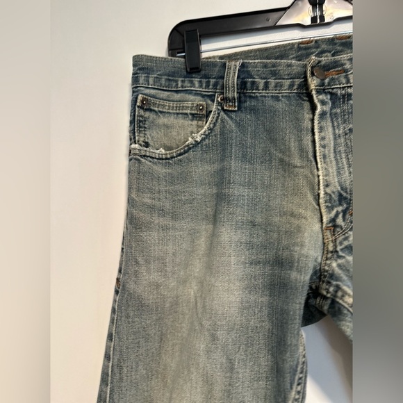 Levi's Y2K 514 Men's Jeans 34x30 Straight Leg Distressed Medium Wash. 5 Pocket. - Picture 10 of 16